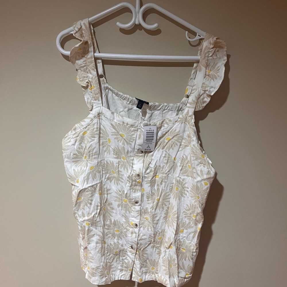 Torrid Tan,White & Yellow Floral Top